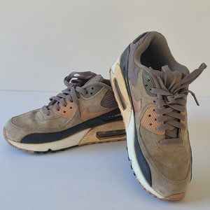 NIKE AirMax 90 Leather rose gold metallic Size 7
